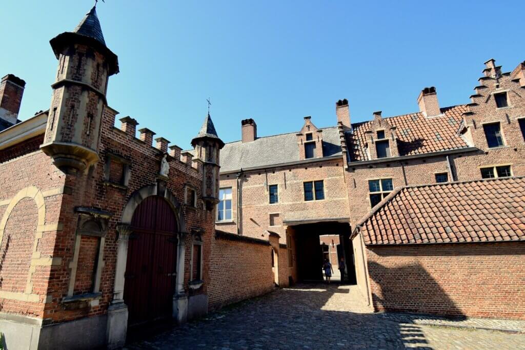 Antwerp Beguinage Entrance