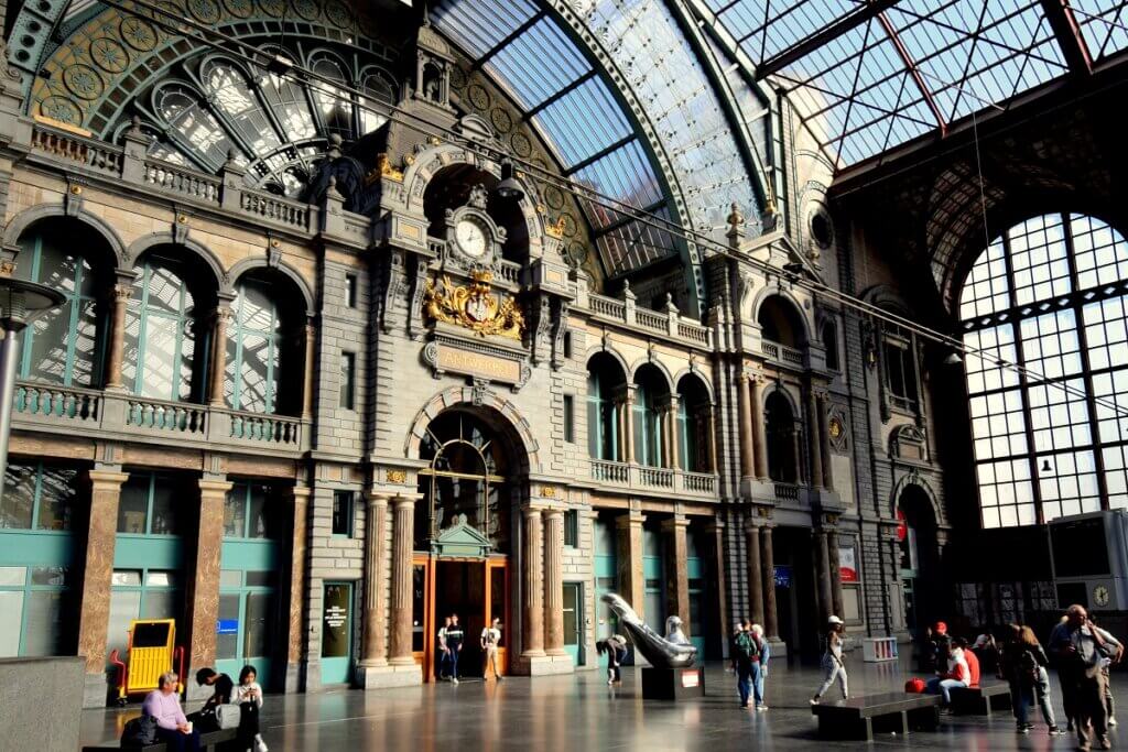 Antwerp Station First Floor
