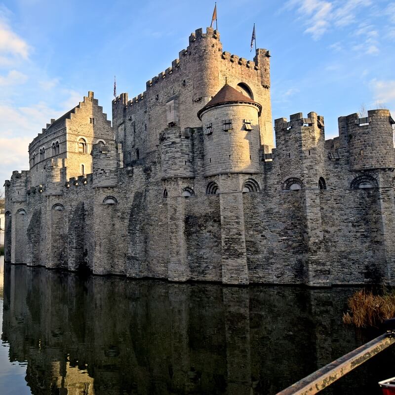 Gravensteen in the Morning