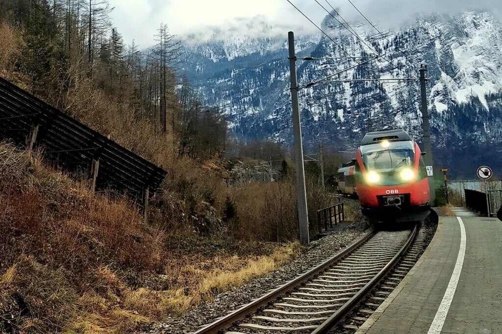 Train arriving at Hallstatt