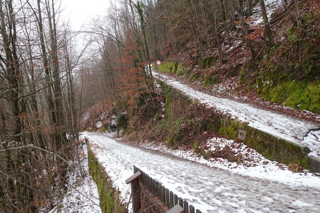 Skywalk Hiking at Winter