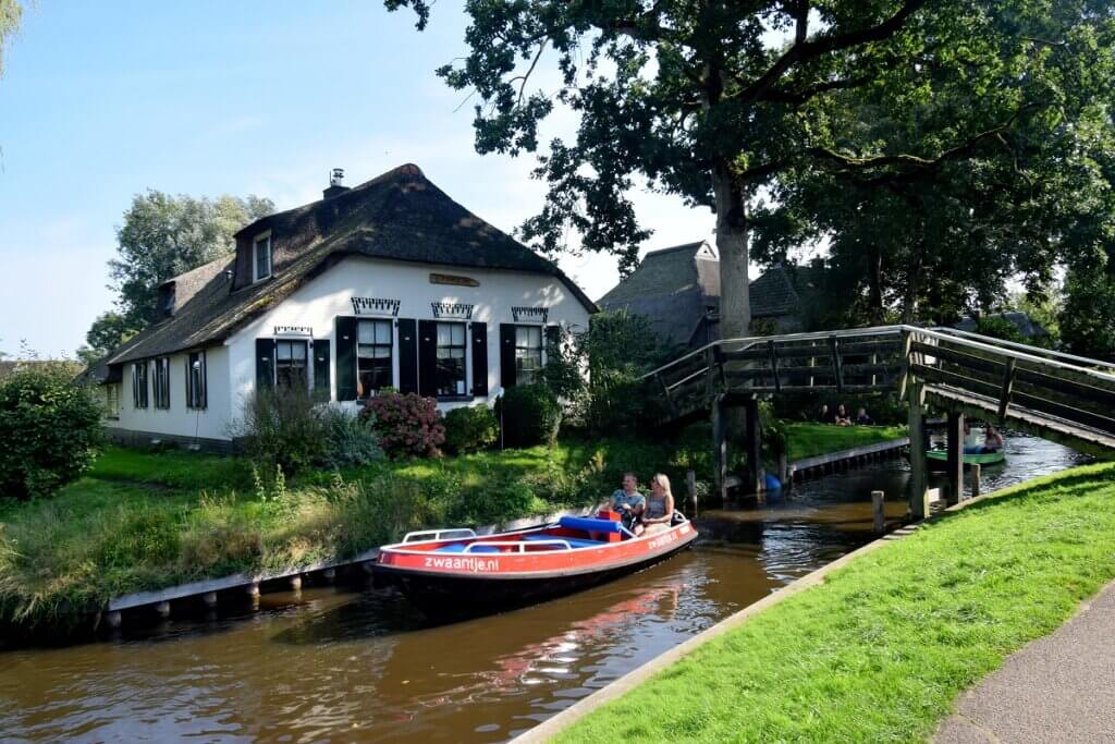 Boat Rent Giethoorn