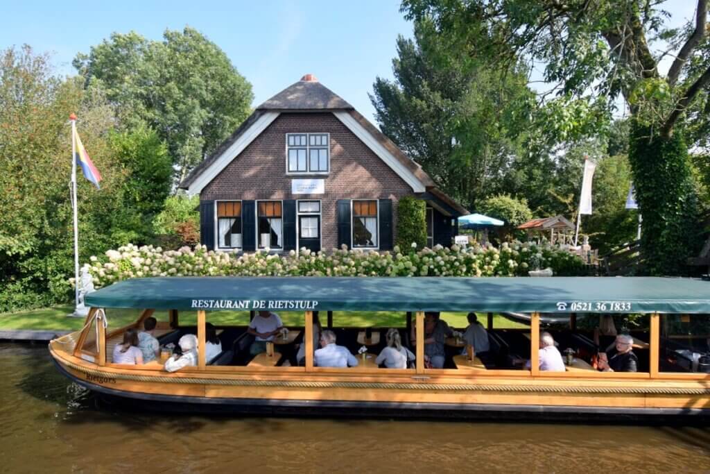 Canal Cruise Giethoorn