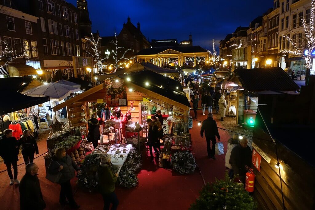 Leiden Market from top