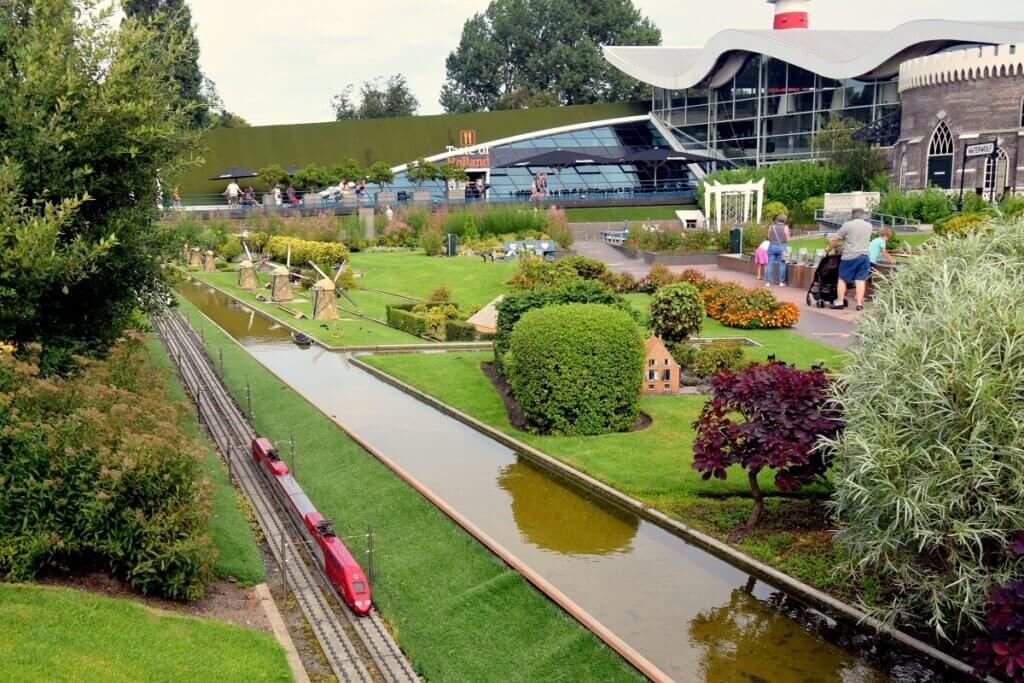 Intercity Running at Madurodam