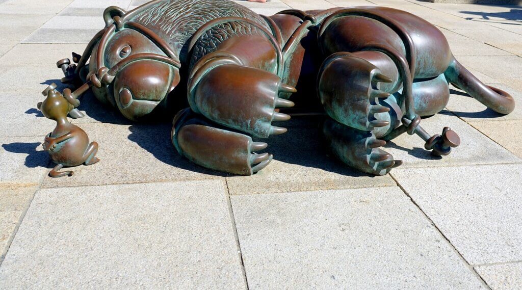 Lion Statue at The Beach