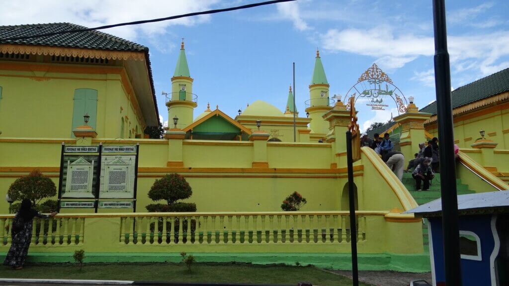 Pulau Penyengat Mosque
